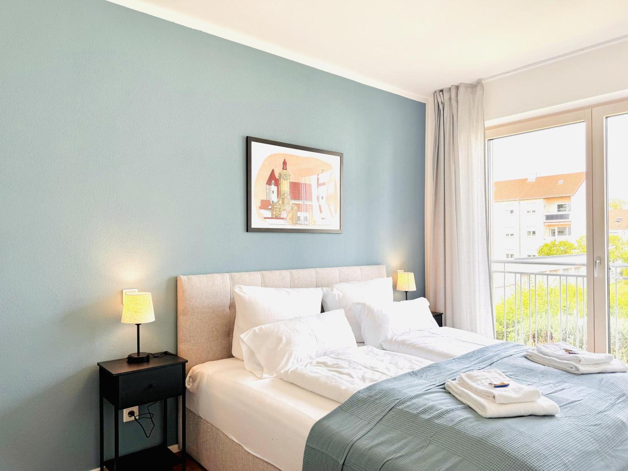 E&K Living - Design Apartments - Netflix - Audi - In Village - Free Parking Ingolstadt Kültér fotó